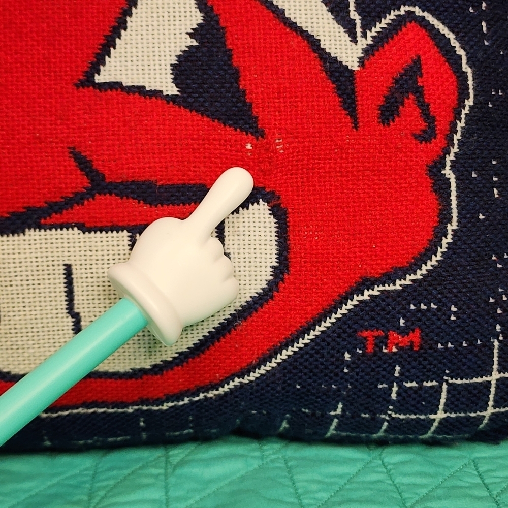 18"x18" Cleveland Indians Throw Pillow VTG banned Chief Wahoo logo Guardians MLB - Picture 5 of 5